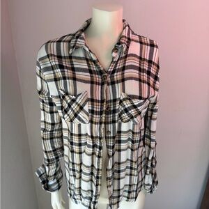 No Boundaries Black and White Plaid Button Down Shirt